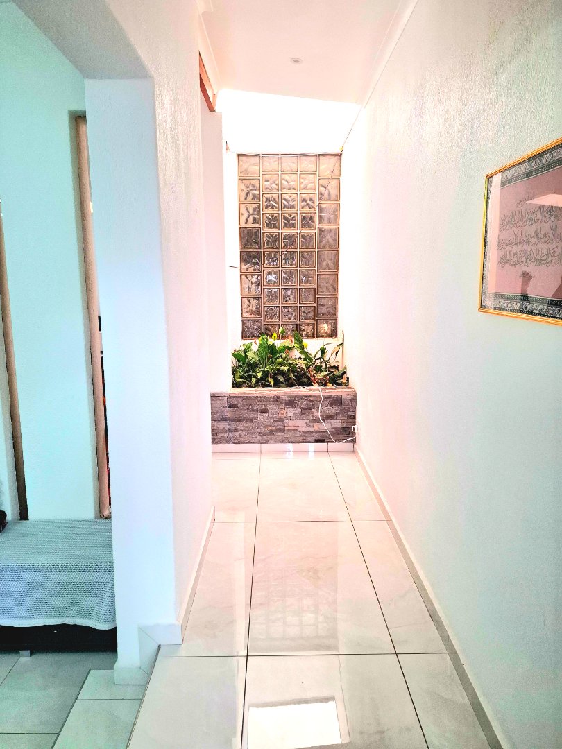 4 Bedroom Property for Sale in Welgelegen 3 Western Cape